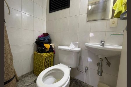 Apartamento à venda com 136m², 3 quartos e 2 vagas Apartamento à venda com 136m², 3 quartos e 2 vagasBanheiro de serviço