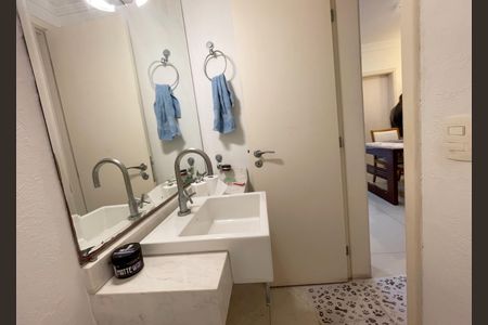 Apartamento à venda com 136m², 3 quartos e 2 vagas Apartamento à venda com 136m², 3 quartos e 2 vagasLavabo