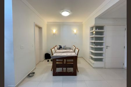 Apartamento à venda com 136m², 3 quartos e 2 vagas Apartamento à venda com 136m², 3 quartos e 2 vagasSala 1