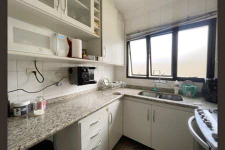 Apartamento à venda com 136m², 3 quartos e 2 vagas Apartamento à venda com 136m², 3 quartos e 2 vagasCozinha - Armários