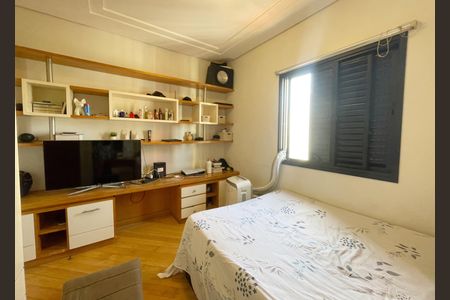 Apartamento à venda com 136m², 3 quartos e 2 vagas Apartamento à venda com 136m², 3 quartos e 2 vagasQuarto 2