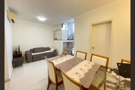 Apartamento à venda com 136m², 3 quartos e 2 vagas Apartamento à venda com 136m², 3 quartos e 2 vagasSala 1