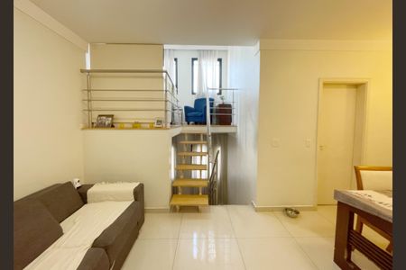Apartamento à venda com 136m², 3 quartos e 2 vagas Apartamento à venda com 136m², 3 quartos e 2 vagasSala 1