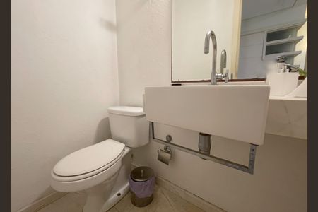 Apartamento à venda com 136m², 3 quartos e 2 vagas Apartamento à venda com 136m², 3 quartos e 2 vagasLavabo