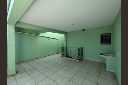 Casa para alugar com 160m², 2 quartos e 1 vaga Casa para alugar com 160m², 2 quartos e 1 vagaÁrea de Serviço
