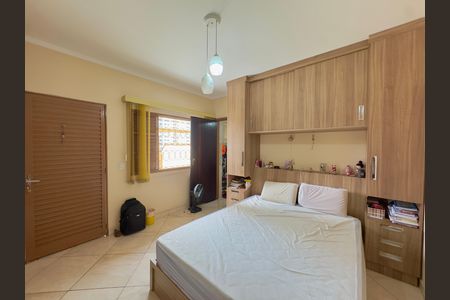Casa à venda com 133m², 3 quartos e 2 vagas Casa à venda com 133m², 3 quartos e 2 vagasQuarto 2