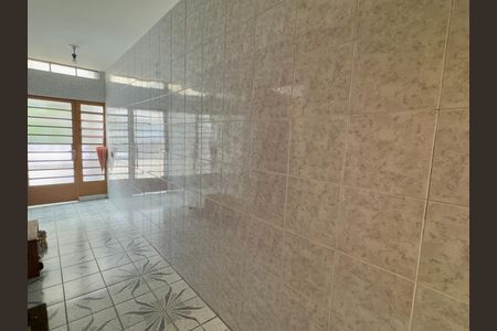 Casa à venda com 133m², 3 quartos e 2 vagas Casa à venda com 133m², 3 quartos e 2 vagasHall de entrada