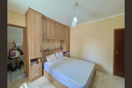 Casa à venda com 133m², 3 quartos e 2 vagas Casa à venda com 133m², 3 quartos e 2 vagasQuarto 2