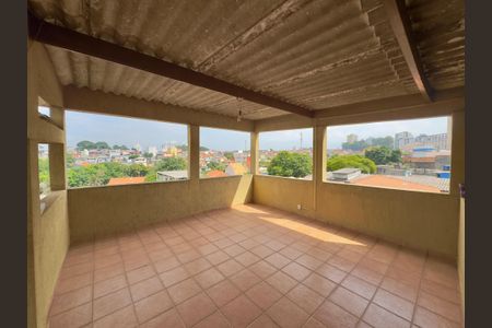 Casa à venda com 133m², 3 quartos e 2 vagas Casa à venda com 133m², 3 quartos e 2 vagasTerraço