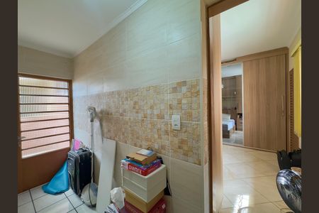 Casa à venda com 133m², 3 quartos e 2 vagas Casa à venda com 133m², 3 quartos e 2 vagasCloset do quarto 2