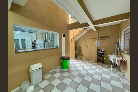 Casa à venda com 133m², 3 quartos e 2 vagas Casa à venda com 133m², 3 quartos e 2 vagasQuintal