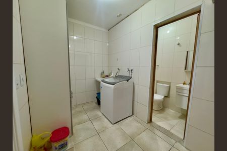 Casa à venda com 133m², 3 quartos e 2 vagas Casa à venda com 133m², 3 quartos e 2 vagasÁrea de Serviço