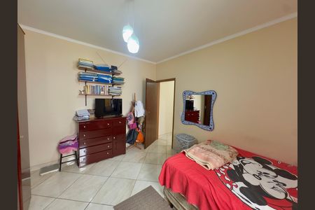 Casa à venda com 133m², 3 quartos e 2 vagas Casa à venda com 133m², 3 quartos e 2 vagasQuarto 1