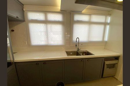 Apartamento à venda com 130m², 4 quartos e 3 vagas
