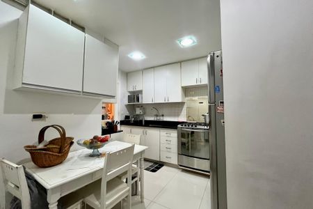 Apartamento para alugar com 96m², 3 quartos e 1 vagaCozinha 