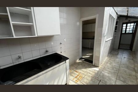 Casa para alugar com 302m², 3 quartos e 4 vagasLavanderia