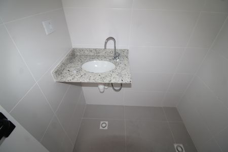 Apartamento à venda com 37m², 2 quartos e sem vagaBanheiro