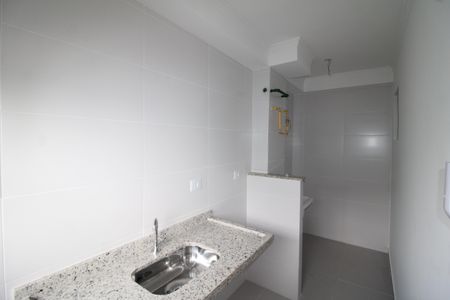 Sala / Cozinha de apartamento à venda com 2 quartos, 37m² em Vila Constança, São Paulo