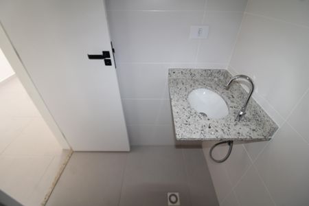 Apartamento à venda com 40m², 2 quartos e sem vagaBanheiro