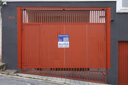 Apartamento para alugar com 82m², 3 quartos e 1 vagaPlaca instalada no portão do condomínio - Código da placa: WPSU-142