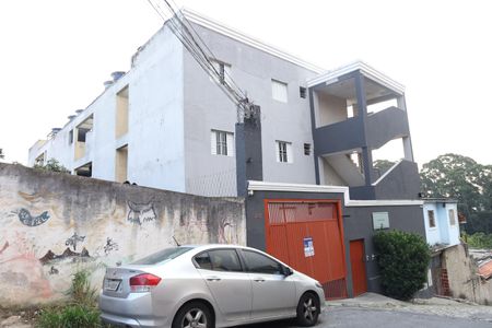 Apartamento para alugar com 82m², 3 quartos e 1 vagaFachada do imóvel - Placa instalada no portão do condomínio - Código da placa: WPSU-142
