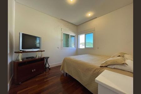 Casa de Condomínio à venda com 4 quartos, 482m² em Alphaville, Santana de Parnaíba