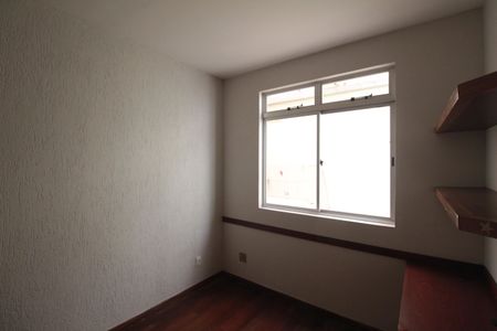 Apartamento para alugar com 100m², 3 quartos e 1 vagaQuarto 2