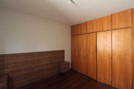 Apartamento para alugar com 100m², 3 quartos e 1 vagaSuite
