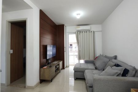 Sala de apartamento à venda com 2 quartos, 56m² em Taquara, Rio de Janeiro