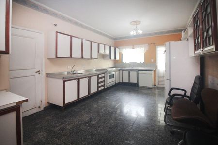 Casa à venda com 476m², 3 quartos e 5 vagas