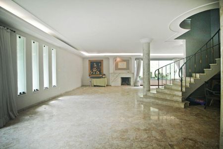 Casa à venda com 476m², 3 quartos e 5 vagas