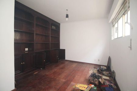 Casa à venda com 476m², 3 quartos e 5 vagas