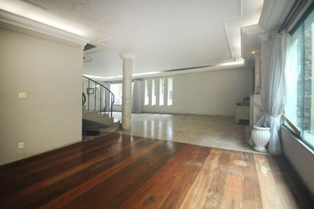 Casa à venda com 476m², 3 quartos e 5 vagas