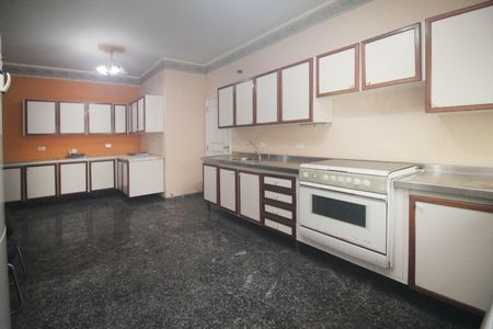 Casa à venda com 476m², 3 quartos e 5 vagas