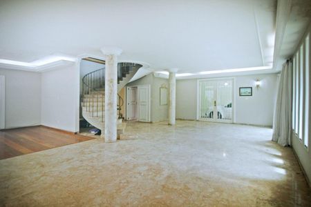 Casa à venda com 476m², 3 quartos e 5 vagas