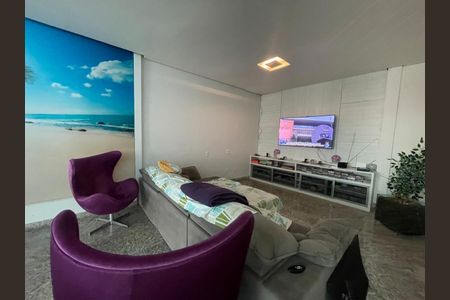 Casa à venda com 4 quartos, 540m² em Buritis, Belo Horizonte