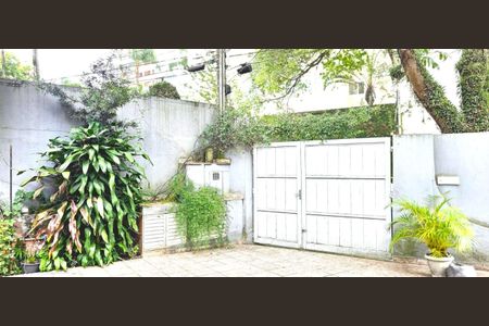Casa à venda com 250m², 3 quartos e 3 vagas