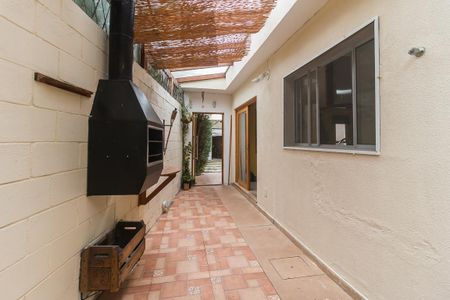 Casa de condomínio para alugar com 100m², 3 quartos e 2 vagasQuintal