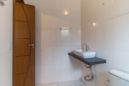 Casa de condomínio para alugar com 100m², 3 quartos e 2 vagasBanheiro da Suíte