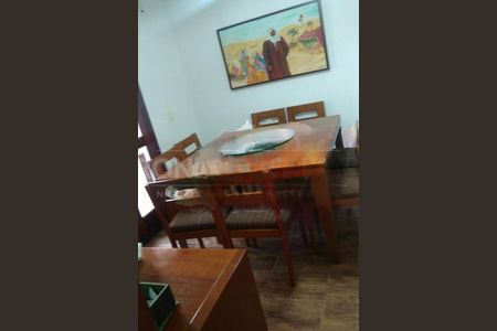 Casa à venda com 4 quartos, 180m² em Jardim Bonito, São Paulo