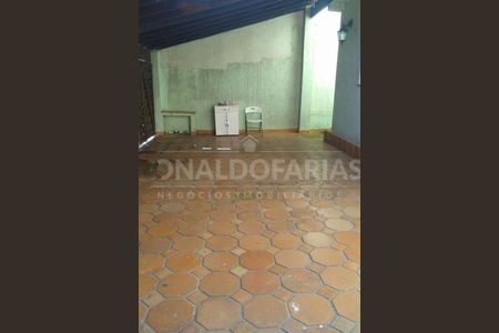 Casa à venda com 180m², 4 quartos e 4 vagas