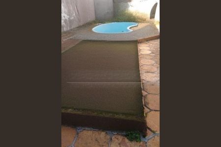 Casa à venda com 180m², 4 quartos e 4 vagas