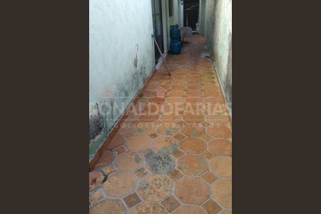 Casa à venda com 180m², 4 quartos e 4 vagas