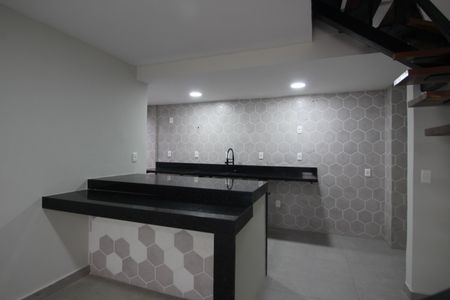 Casa de condomínio à venda com 150m², 4 quartos e 1 vagaCozinha