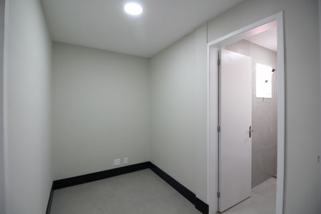 Casa de condomínio à venda com 150m², 4 quartos e 1 vagaQuarto 4 - Closet