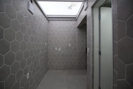 Casa de condomínio à venda com 150m², 4 quartos e 1 vagaÁrea de Serviço