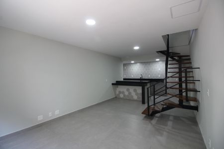 Sala 1 de casa de condomínio à venda com 4 quartos, 150m² em Taquara, Rio de Janeiro