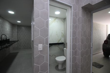 Casa de condomínio à venda com 150m², 4 quartos e 1 vagaLavabo