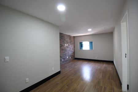 Sala 2 de casa de condomínio à venda com 4 quartos, 150m² em Taquara, Rio de Janeiro