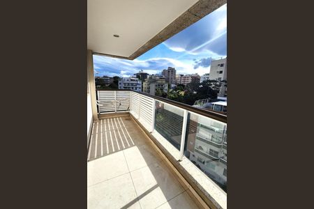 Apartamento à venda com 77m², 3 quartos e 2 vagas